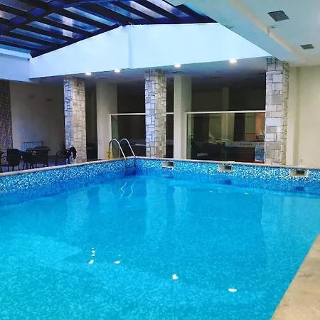 To Four+2 Predela 1 Daire Bansko