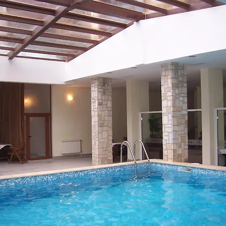 To Four+2 Predela 1 Daire Bansko