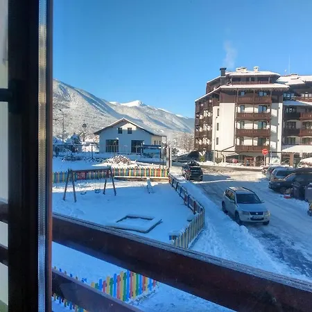 To Four+2 Predela 1 公寓 *