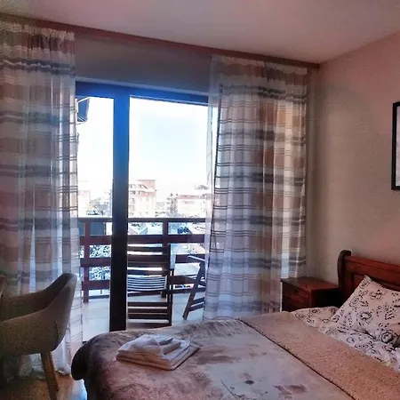 To Four+2 Predela 1 Apartament