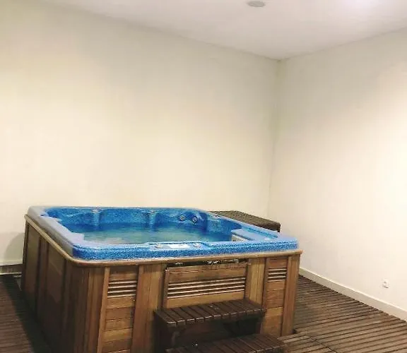 To Four+2 Predela 1 Апартамент