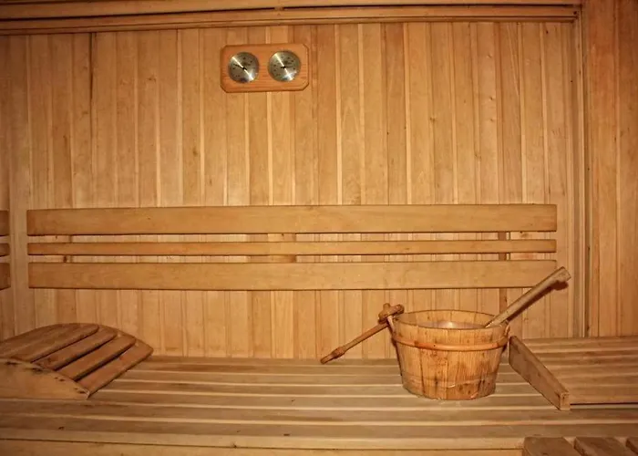 Апартамент To Four+2 Predela 1